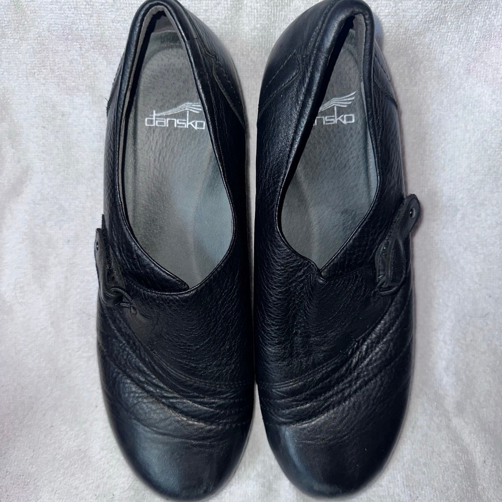 EUC Woman’s Size 10.5-11 Dansko Franny Black Milled Nappa Leather Comfort Shoes